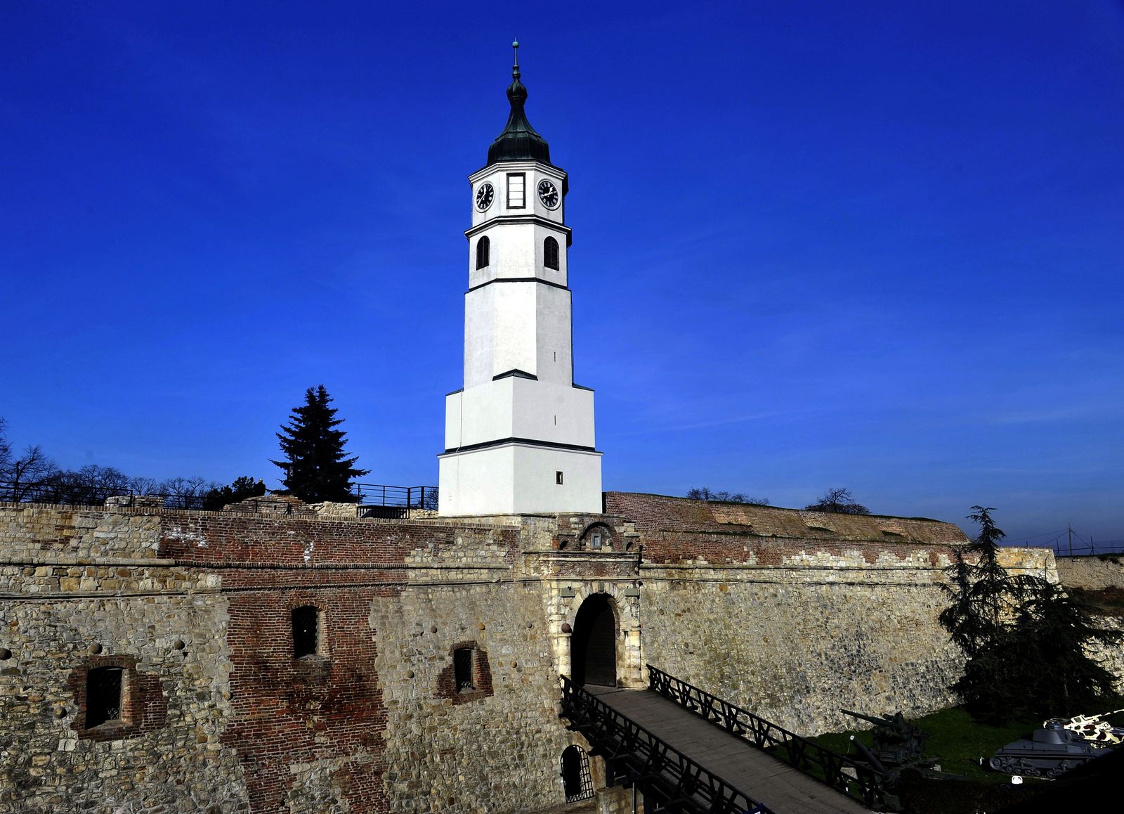 Vesić: Očuvanje Beogradske tvrđave je očuvanje naše kulture i istorije