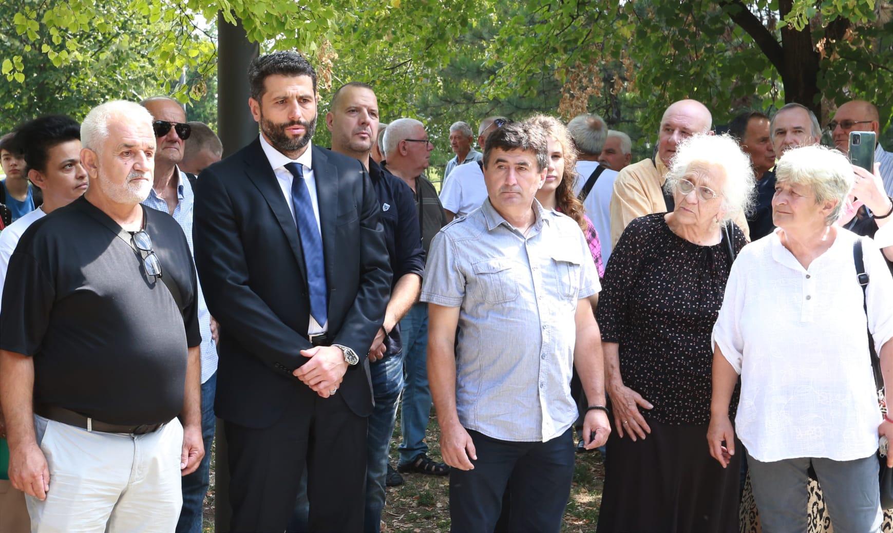 Gradonačelnik Šapić odao počast žrtvama „Oluje”