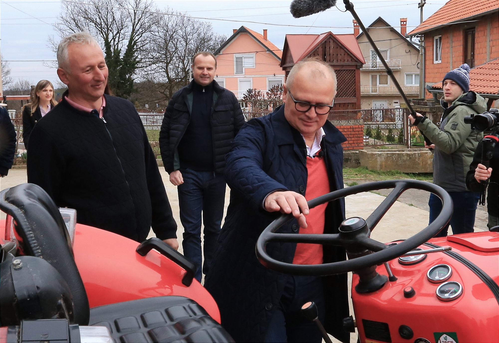 Vesić: Ove godine dva miliona evra iz budžeta Grada za podsticajna sredstva poljoprivrednicima